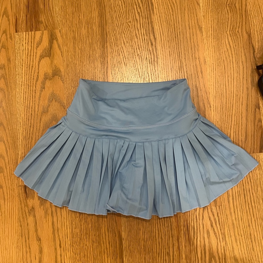 blue gold hinge skirt